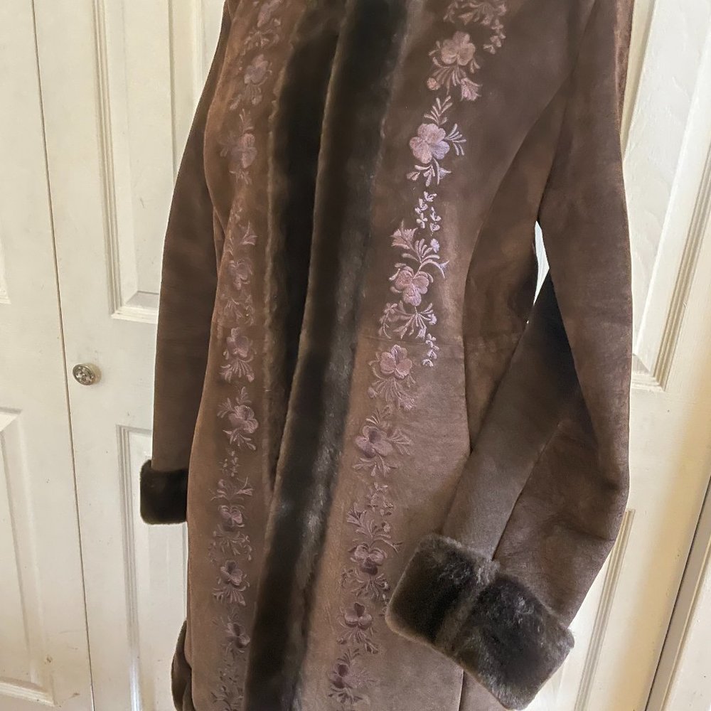 Guess Vintage Suede Embroidered Brown Coat Jacket L Faux Fur Genuine100% leather
